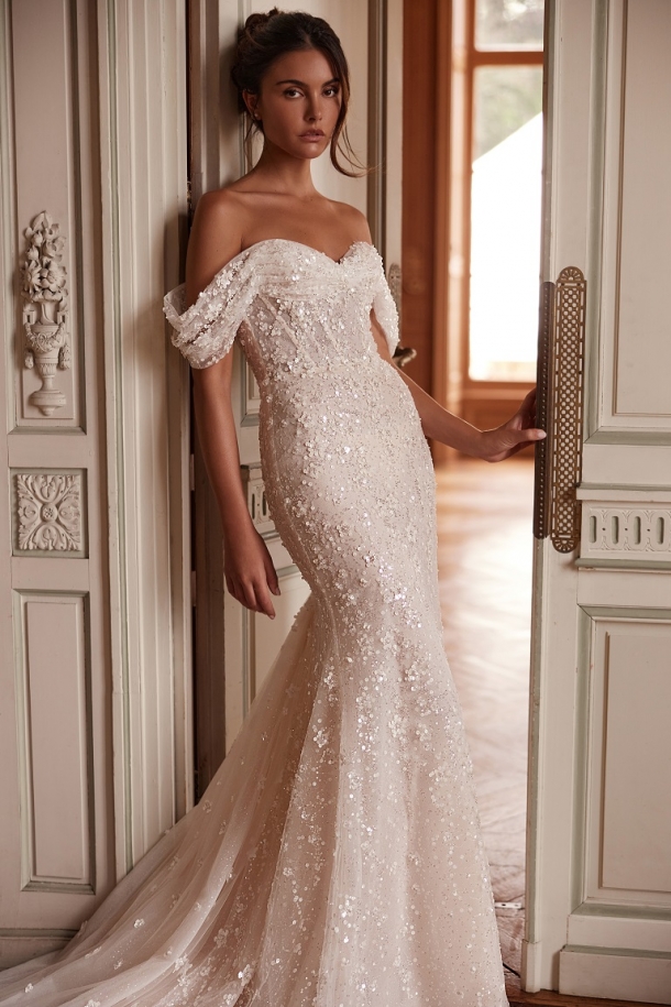 Yedyna Electra close.jpg